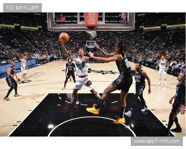 莫兰特场均26.5分6篮板8助攻 引领灰熊进攻核心